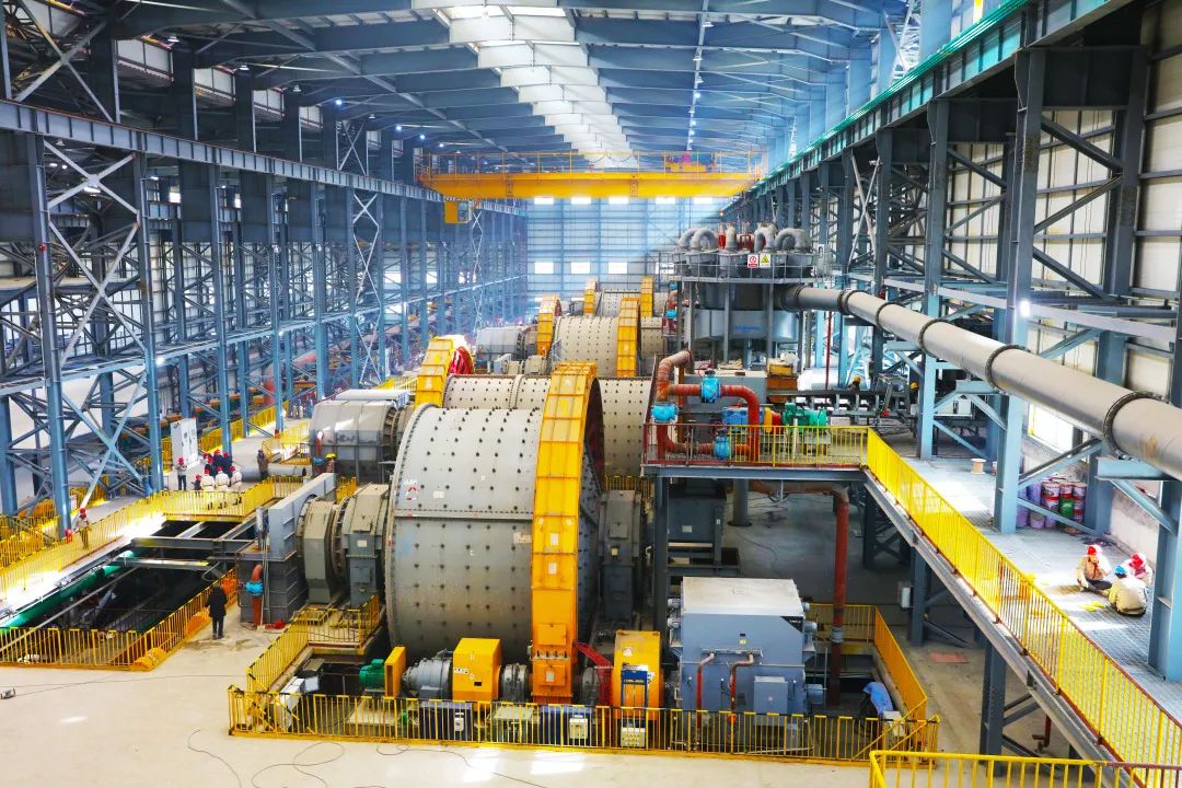 西矿集团 跑出效益“加速度”，上半年利润总额同比飙升257%